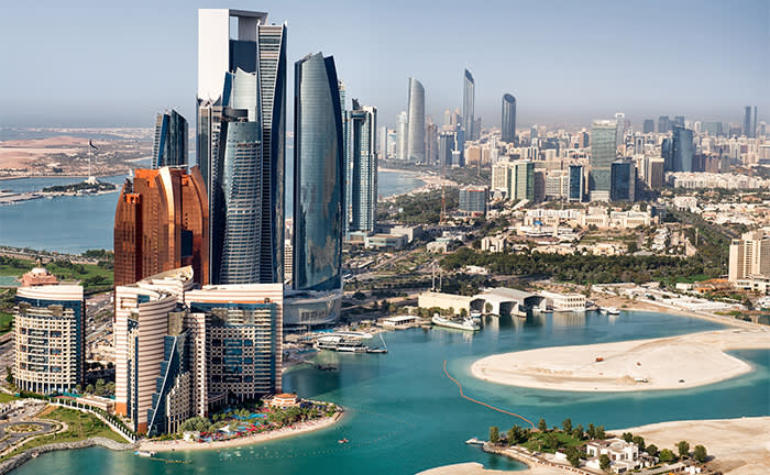 Image of Abu Dhabi's opulent business district 